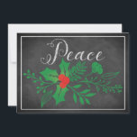 Peace Helgdag Card | Faux Chalkboard, Holly Julkort<br><div class="desc">Denna billiga och festliga svarta och vita faux-krita "Peace"-jul eller Helgdag-kort har en grupp gieneri som har grå löv och bär och annat blandat löv på en fin krita med en tunn vit krita som ser ut gräns kring den. Den första formuleringen görs i ett modernt handskrivet typsnitt. På baksidan...</div>