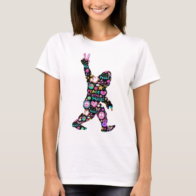 Peace Kärlek Bigfoot Hippie Funny Bigfoot Älskare T Shirt (Framsida)