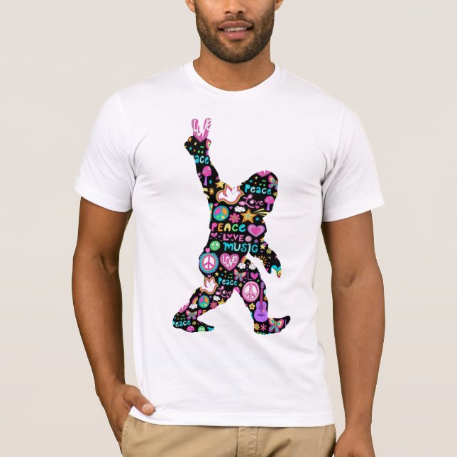 Peace Kärlek Bigfoot Hippie Funny Bigfoot Älskare T Shirt (Framsida)
