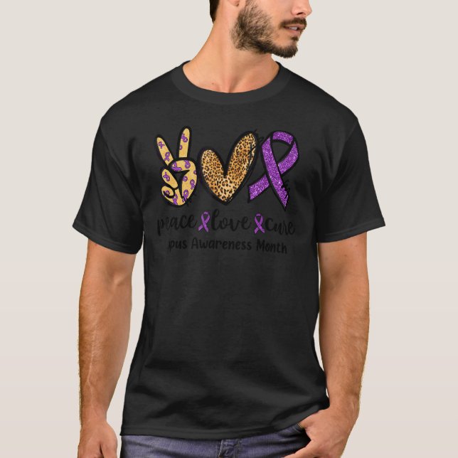 Peace Kärlek Cure Leopard Heart Lupus Awareness Mo T Shirt (Framsida)