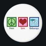 Peace Kärlek Endoscopy Magnet<br><div class="desc">Peace Kärlek Endoscopy. En söt gåva med fredstecken,  hjärta och endoskop som används i medicinska förfaranden för att täcka en patient.</div>