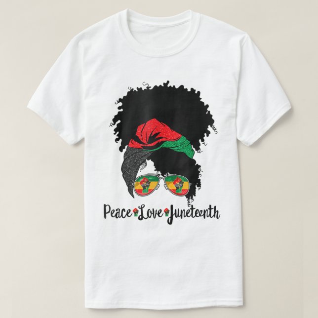 Peace Kärlek Junetelfte Messy Bun Afro Queen Black T Shirt (Design framsida)