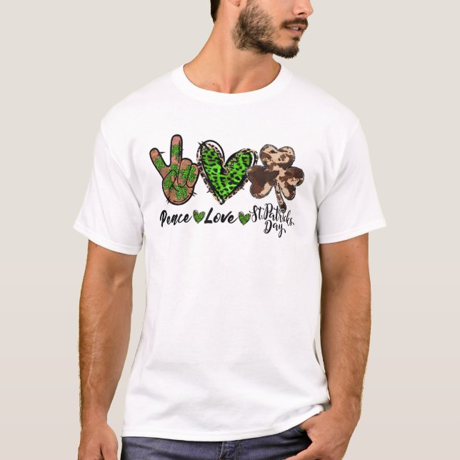 Peace Kärlek Lucky St patricks day Shamrock Leopar T Shirt (Framsida)
