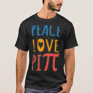 Peace Kärlek Pi Lycklig Pi Day Math Teacher Manar T Shirt