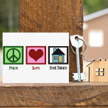 Peace Kärlek Real Gods Vykort<br><div class="desc">Söt reell gods ger ut för en realty,  ett titelföretag,  hypoteksmäklare,  låneansvarig eller till och med en ny husägare. Ett fredstecken,  ett hjärta och ett hus.</div>