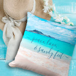 Peace Kärlek Sandy Feet Hawaii Tropical Beach Phot Kudde<br><div class="desc">"Fred, kärlek och sandiga fötter." Påminn dig om den färska saltdoften från luft. Slappna av, andas och utforska soliditeten hos en tom hawaiisk tropisk strand som är komplett med blå himmel, turkos vatten och mjuk vit sand med detta bedövande, bekväma och dekorativa foto dekorativ kudde. Gör en underbar gåva till...</div>