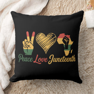 Peace Love Juneteenth Kudde