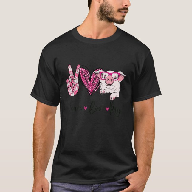 Peace Love Pig Farmer Women Gifts Hand Sign Heart  T Shirt (Framsida)