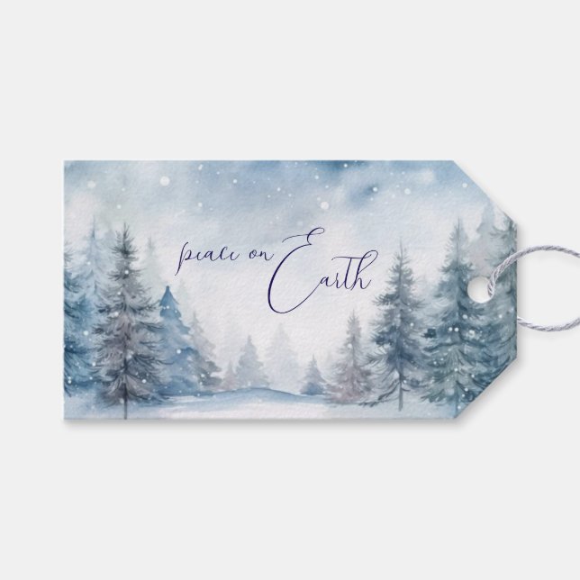 Peace on Earth Soft Blue Forest Christmas Presentetikett (Framsidan (Horisontell))