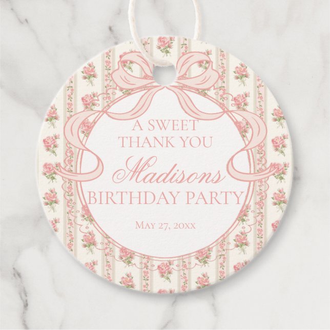 Peach and Beige Fancy Floral Birthday Party Circle Gåvor Etiketter (Framsida)