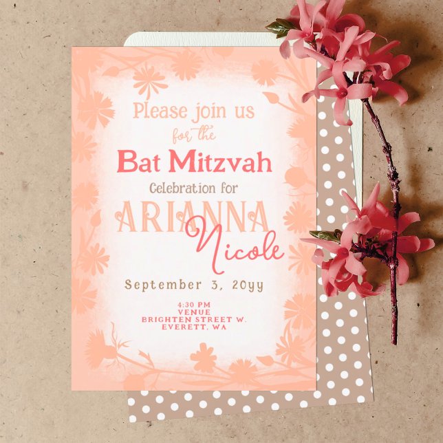 Peach Beige Vild Flowers Polka dots Bat mitzvah Inbjudningar (Chic Peach, Beige Floral, Polka Dots Bat Mitzvah Invitation, Stylish Script Writing, Wild Flowers)