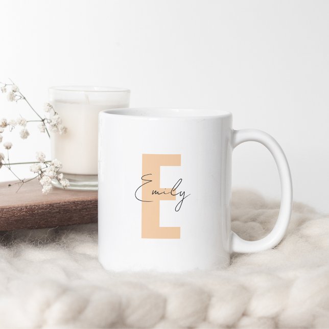 Peach Brev Initial Namn Monogram Minimalist Kaffemugg (Skapare uppladdad)