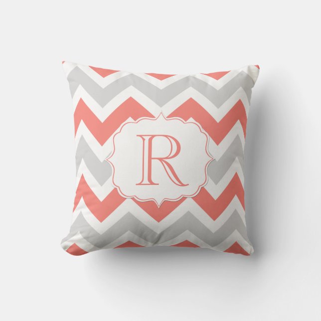 Peach Coral Grått White Chevron Mönster Monogram Kudde (Framsida)