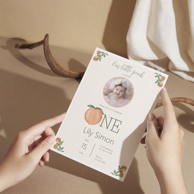 Peach First Birthday Cute Watercolor Inbjudningar (1)