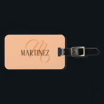 Peach Fuzz Elegant Personlig Namn Bagagebricka<br><div class="desc">Trendig Färg Peach Fuzz och Elegant Personlig Namn och Monogram.</div>