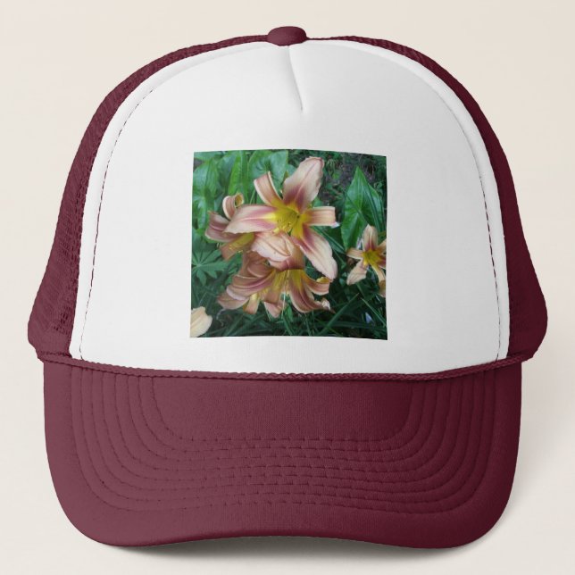 Peach Lily Hat Truckerkeps (Framsida)