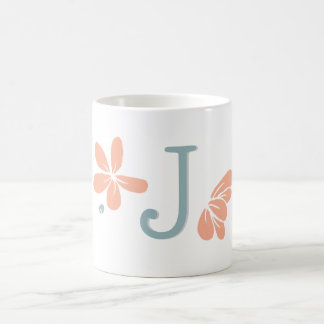 Peach Petal Blommigt Initial Mugg