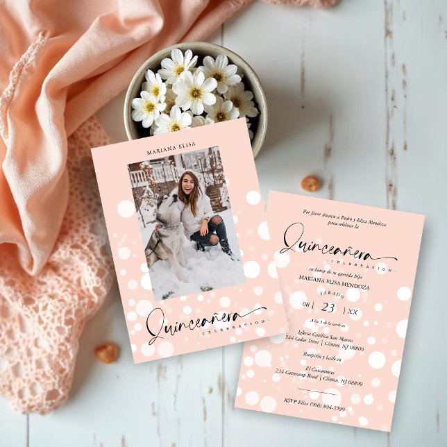 Peach Polka Dot Custom Photo Quinceañera Inbjudningar (Peach Polka Dot Custom Photo Quinceañera Invitation.)