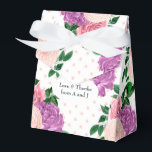 Peach Rosa and Lavender Lila Blommigt Presentaskar<br><div class="desc">Vintage vattenfärgsförmånslåda med trendig persiko-,  rosa- och lavender-lila designad för att snabbt och enkelt kunna anpassas till dina händelsespecifikationer.</div>