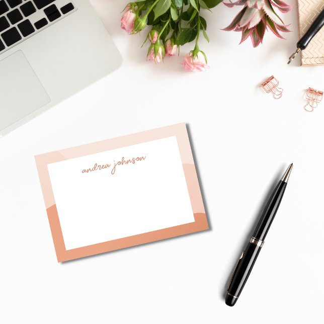 Peach Rosa Boho Vågar Modern Script Monogram Post-it Block (Skapare uppladdad)