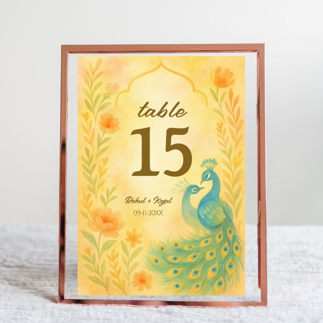 Peacock Blommigt Indian Bröllop Bordsnummer Card (Skapare uppladdad)
