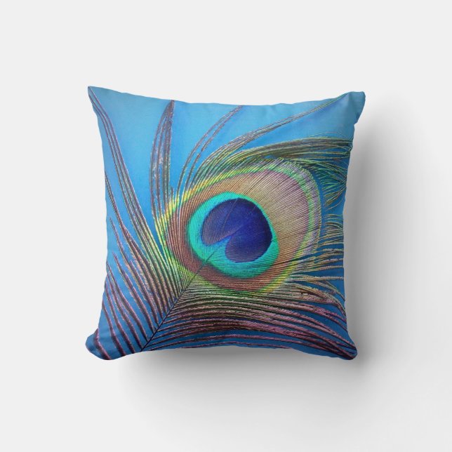 Peacock Feather på blå dekorfyllning Kudde (Framsida)