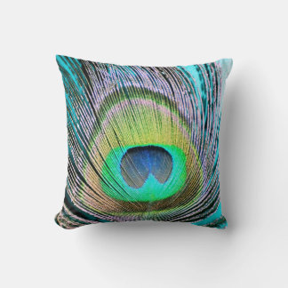 Peacock Feather på Turquise Kudde
