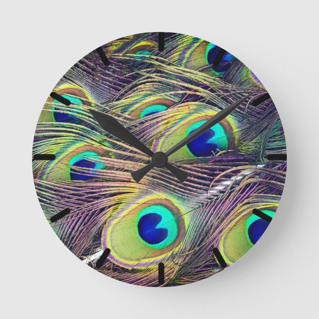 Peacock Feathers Rund Klocka (Framsida)