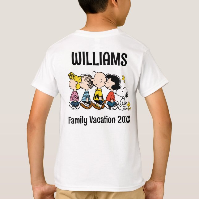 Peanuts Gang Family Vacation T Shirt (Baksida)