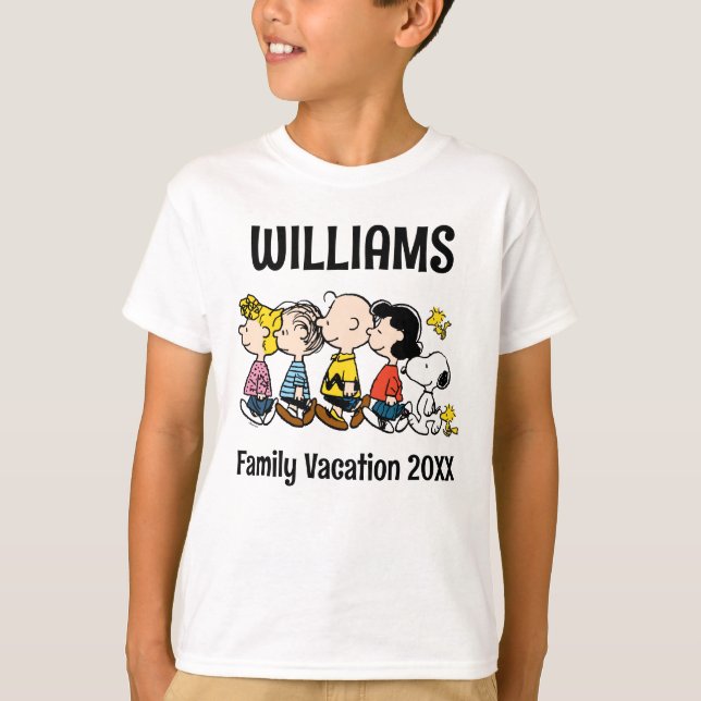 Peanuts Gang Family Vacation T Shirt (Framsida)