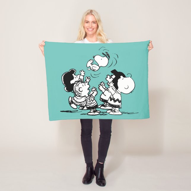 Peanuts Gang Lifts Snoopy Fleecefilt (På plats)