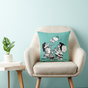 Peanuts Gang Lifts Snoopy Kudde