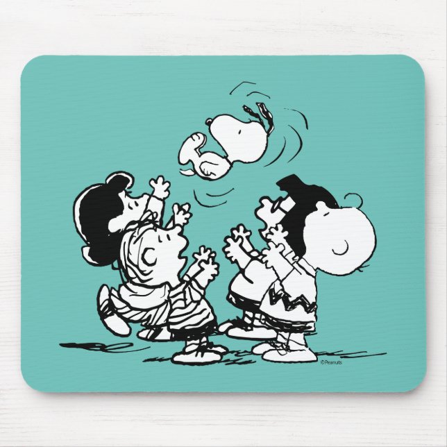 Peanuts Gang Lifts Snoopy Musmatta (Framsidan)