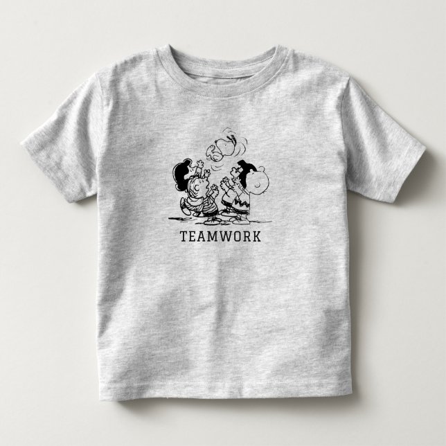 Peanuts Gang Lifts Snoopy T Shirt (Framsida)
