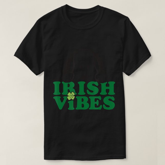 Peanuts St patrick's day Snoopy Irish Vibes T-Shir T Shirt (Design framsida)