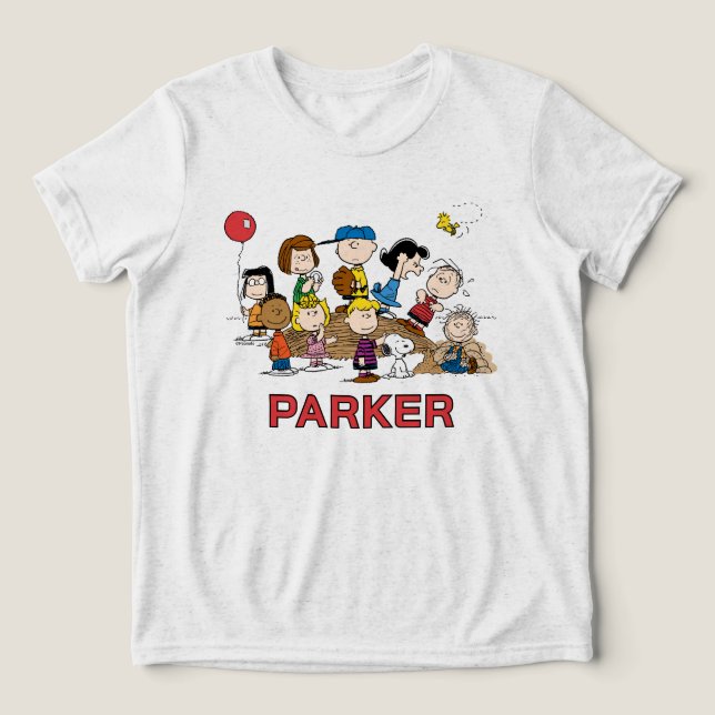 Peanuts | The Gang at the Pitcher's Mound T Shirt (Design Framsida)