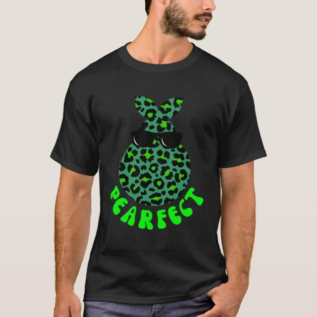 PEARFECT  Pear Fruit Pun Leopard Cheetah Print T Shirt (Framsida)