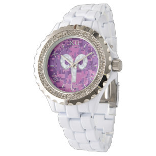 Pearl like Aries Symbol on Rosa Camo Dial Armbandsur