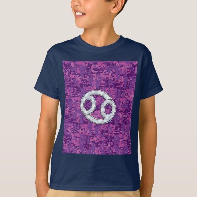 Pearl like Cancer Zodiac Sign on Digital Camo T Shirt (Framsida)