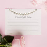 Pearl necklace Möhippa Datum NattIdéer Tilläggskort<br><div class="desc">Gör den blivande brudens resa in i giftermål ännu speciellare med det här datumjubblkortet! Den här snyggten inbjudan-gäster till det kreativet och romantiska förslag om datum och natt för nylingarna har en utformning och ett skript för elegantens halsband. En roligt och meningsfull tillsats till möhippor, bröllopsreceptioner eller förlovningsfester garanterar den...</div>