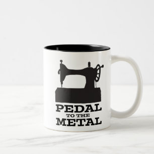 Pedal till metallmuggen Två-Tonad mugg