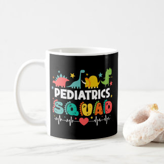 Pediatrisk grupp dinosauriesjuksköterska Medicinsk Kaffemugg
