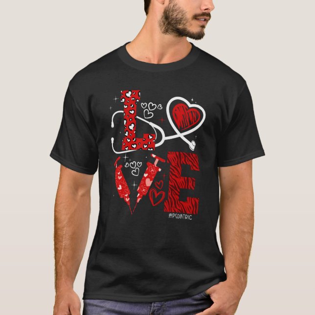 Pediatriska PEDS Nurse Valentines day Kärlek Heart T Shirt (Framsida)