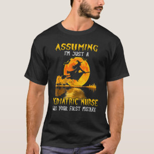 Pediatriska sjuksköterskan Witch Riding Broom Nurs T Shirt
