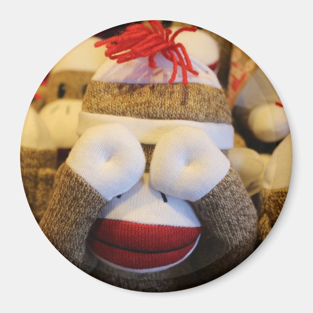 Peek-a-boo Sock monkey Magnet (Framsidan)