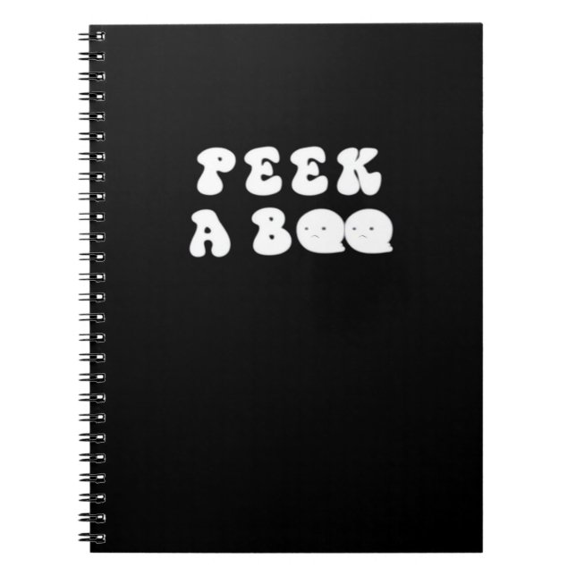 Peekaboo Spooky Slogan Anteckningsbok (Framsidan)