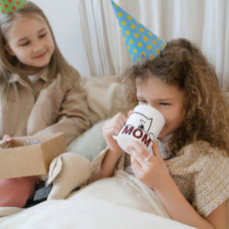 Peeking Black Cat Mom Minimalist Coffee Mugg