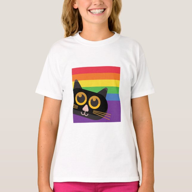 Peekning av katt i regnbåge t shirt (Framsida)
