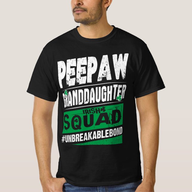 Peepaw Granddotter Irish Squad Obrytbar obligation T Shirt (Framsida)