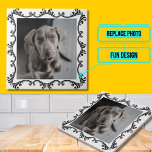 Peet Photo Decorative Kakelplatta<br><div class="desc">Med lite magi med Zazzle-plattformen lägger den här mallen till foto (eller annat foto) på en keramisk bricka. Använda det att odödliggöra ett speciellt sällskapsdjur eller annan familjemedlem. Tänka av de speciella minnen du kan fånga på ett köksdiskett i en hemrestaurering eller bara använda det som en trivet.</div>
